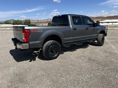 2019 Ford F-250 XLT   - Photo 3 - Hurricane, UT 84737