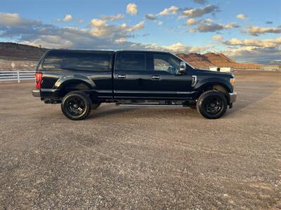 2017 Ford F-350 Super Duty Lariat   - Photo 2 - Hurricane, UT 84737