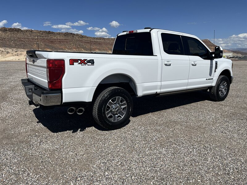 2021 Ford F-250 Super Duty Lariat - Photo 3 - Hurricane, UT 84737