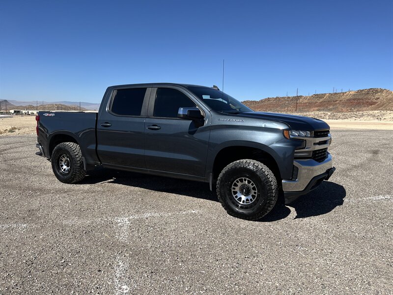 2020 Chevrolet Silverado 1500 LT - Photo 1 - Hurricane, UT 84737