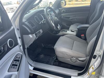 2012 Toyota Tacoma PreRunner V6   - Photo 12 - Hurricane, UT 84737