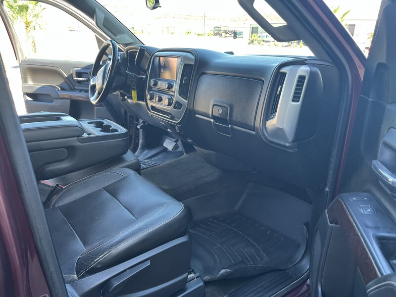2016 GMC Sierra 2500 SLE - Photo 9 - Hurricane, UT 84737