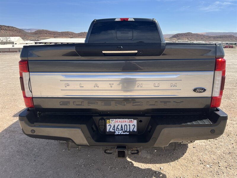 2018 Ford F-350 Platinum - Photo 8 - Hurricane, UT 84737