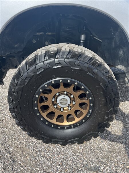 2014 Ford F-250 XLT - Photo 10 - Hurricane, UT 84737