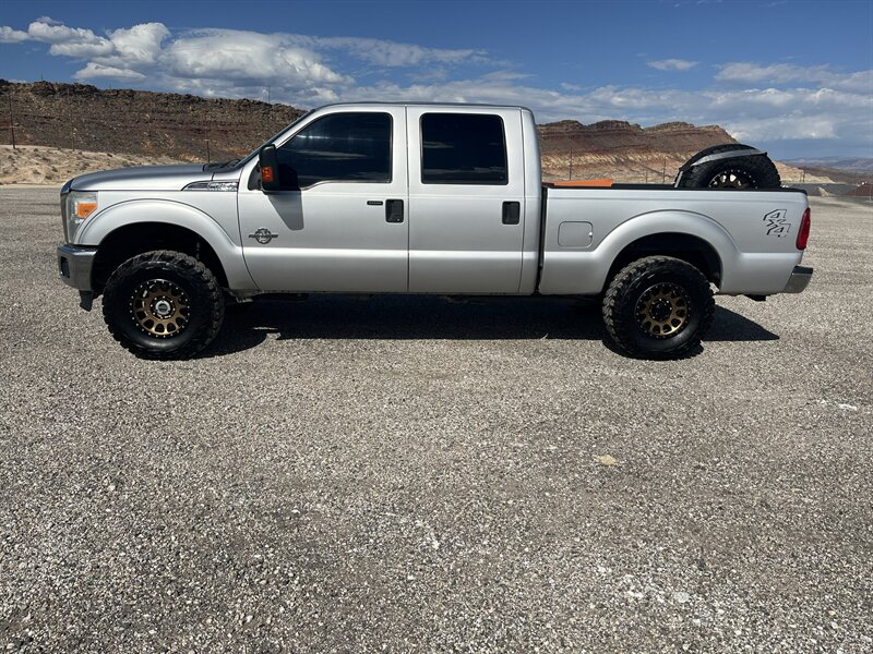 2014 Ford F-250 XLT - Photo 5 - Hurricane, UT 84737
