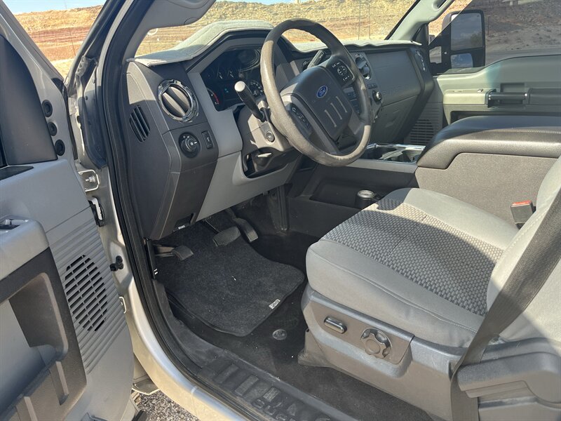 2014 Ford F-250 XLT - Photo 11 - Hurricane, UT 84737