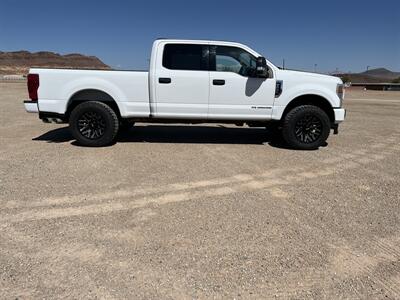 2022 Ford F-250 XLT   - Photo 2 - Hurricane, UT 84737