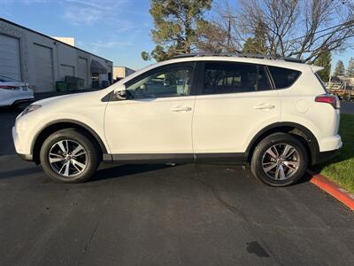 2017 Toyota RAV4 XLE   - Photo 8 - Sacramento, CA 95826