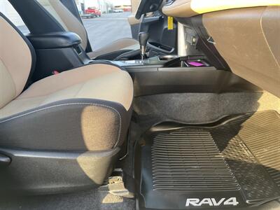 2017 Toyota RAV4 XLE   - Photo 35 - Sacramento, CA 95826