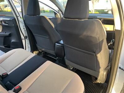 2017 Toyota RAV4 XLE   - Photo 32 - Sacramento, CA 95826
