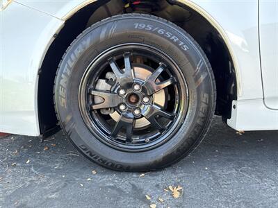 2012 Toyota Prius   - Photo 20 - Sacramento, CA 95826