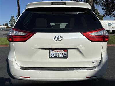 2016 Toyota Sienna XLE 7-Passenger Auto   - Photo 11 - Sacramento, CA 95826
