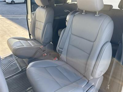 2016 Toyota Sienna XLE 7-Passenger Auto   - Photo 31 - Sacramento, CA 95826