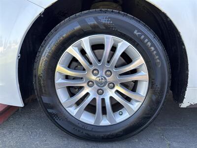 2016 Toyota Sienna XLE 7-Passenger Auto   - Photo 21 - Sacramento, CA 95826