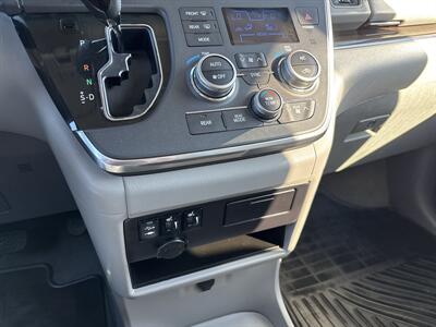 2016 Toyota Sienna XLE 7-Passenger Auto   - Photo 45 - Sacramento, CA 95826