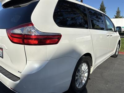 2016 Toyota Sienna XLE 7-Passenger Auto   - Photo 12 - Sacramento, CA 95826