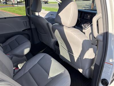 2016 Toyota Sienna XLE 7-Passenger Auto   - Photo 37 - Sacramento, CA 95826