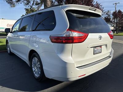 2016 Toyota Sienna XLE 7-Passenger Auto   - Photo 9 - Sacramento, CA 95826