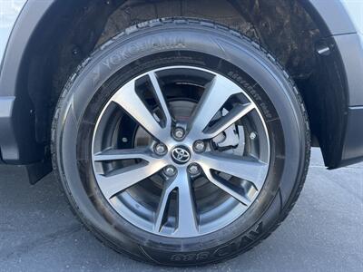 2017 Toyota RAV4 XLE   - Photo 21 - Sacramento, CA 95826