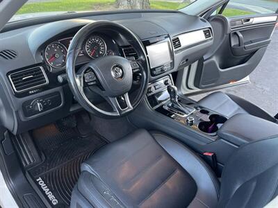 2011 Volkswagen Touareg VR6 Sport   - Photo 22 - Sacramento, CA 95826