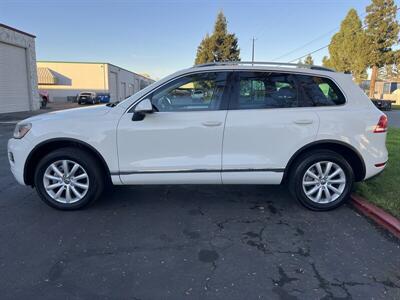 2011 Volkswagen Touareg VR6 Sport   - Photo 8 - Sacramento, CA 95826