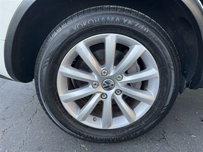 2011 Volkswagen Touareg VR6 Sport   - Photo 16 - Sacramento, CA 95826