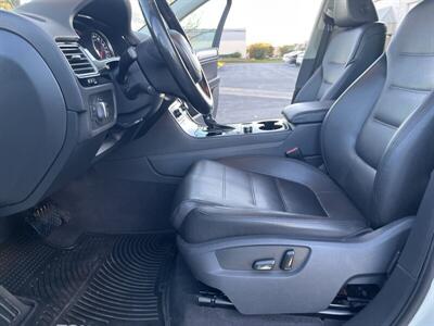 2011 Volkswagen Touareg VR6 Sport   - Photo 23 - Sacramento, CA 95826