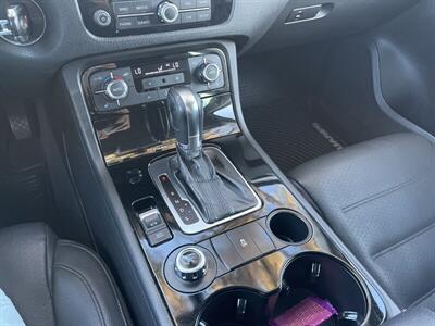 2011 Volkswagen Touareg VR6 Sport   - Photo 43 - Sacramento, CA 95826