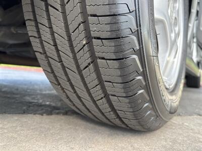 2002 Toyota Camry LE V6   - Photo 18 - Sacramento, CA 95826