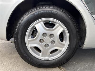 2002 Toyota Camry LE V6   - Photo 17 - Sacramento, CA 95826