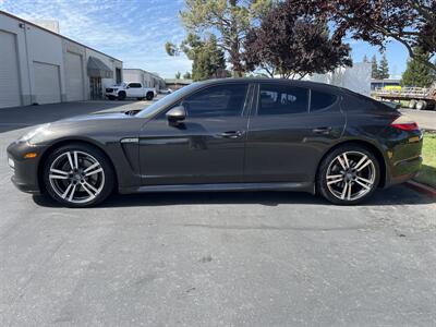 2012 Porsche Panamera   - Photo 8 - Sacramento, CA 95826