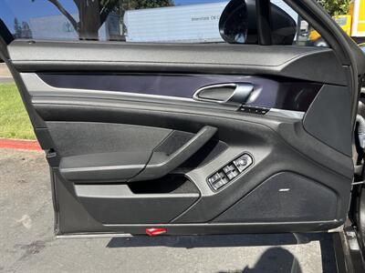 2012 Porsche Panamera   - Photo 27 - Sacramento, CA 95826