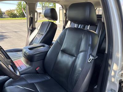 2011 Chevrolet Tahoe LTZ   - Photo 24 - Sacramento, CA 95826