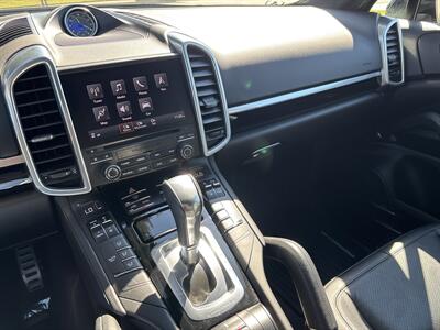 2017 Porsche Cayenne S E-Hybrid   - Photo 41 - Sacramento, CA 95826