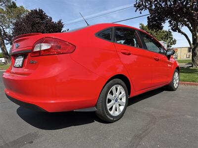 2013 Ford Fiesta SE - Photo 14 - Sacramento, CA 95826