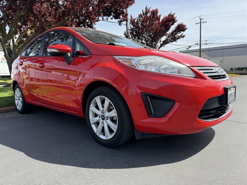 2013 Ford Fiesta SE