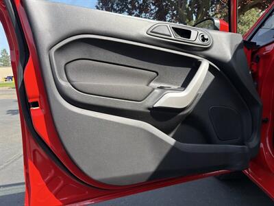 2013 Ford Fiesta SE - Photo 21 - Sacramento, CA 95826