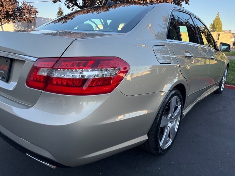 2010 Mercedes-Benz E-Class E350 Luxury photo 13