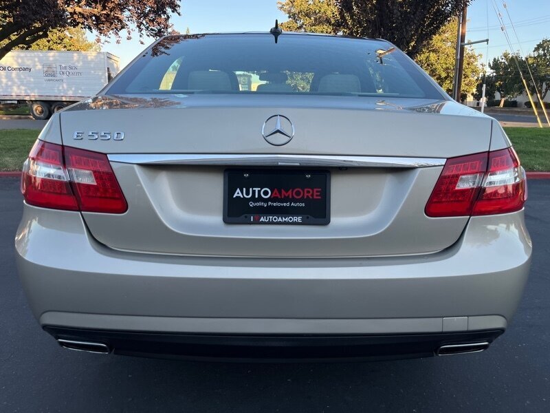 2010 Mercedes-Benz E-Class E350 Luxury photo 12