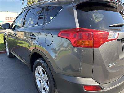 2013 Toyota RAV4 XLE   - Photo 10 - Sacramento, CA 95826
