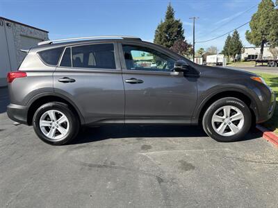 2013 Toyota RAV4 XLE   - Photo 14 - Sacramento, CA 95826