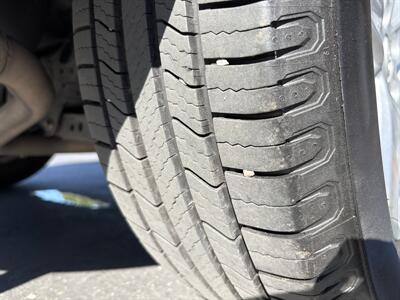 2013 Toyota RAV4 XLE   - Photo 18 - Sacramento, CA 95826