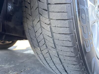 2013 Toyota RAV4 XLE   - Photo 22 - Sacramento, CA 95826