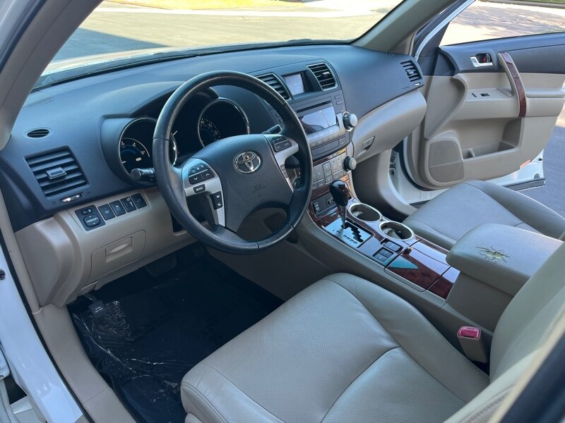 2012 Toyota Highlander Limited Hybrid photo 21