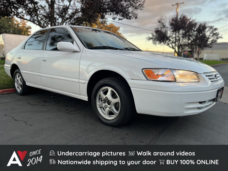 1999 Toyota Camry LE   - Photo 1 - Sacramento, CA 95826