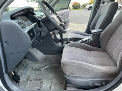 1999 Toyota Camry LE   - Photo 23 - Sacramento, CA 95826