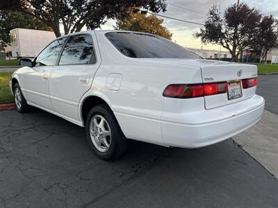 1999 Toyota Camry LE   - Photo 9 - Sacramento, CA 95826