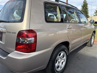2005 Toyota Highlander   - Photo 12 - Sacramento, CA 95826
