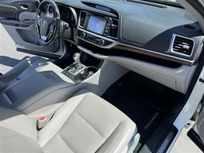 2016 Toyota Highlander Limited   - Photo 27 - Sacramento, CA 95826