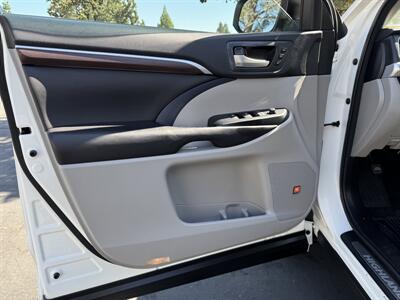 2016 Toyota Highlander Limited   - Photo 40 - Sacramento, CA 95826